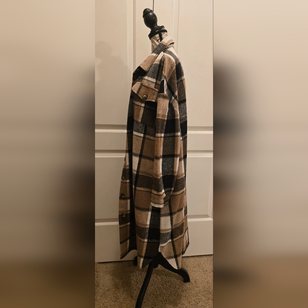 Plaid Sacket Duster Beige, Black & Cream Brushed Flannel Large NWOT - Picture 2 of 8